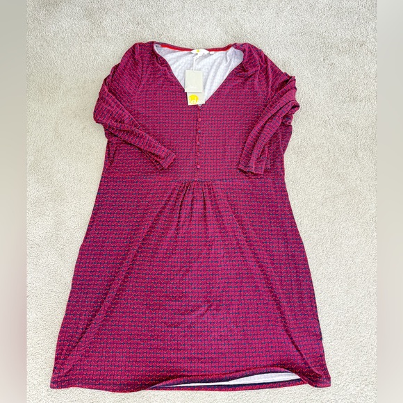 Boden Dresses & Skirts - Boden Raspberry Pink Patterned Long Sleeve Dress